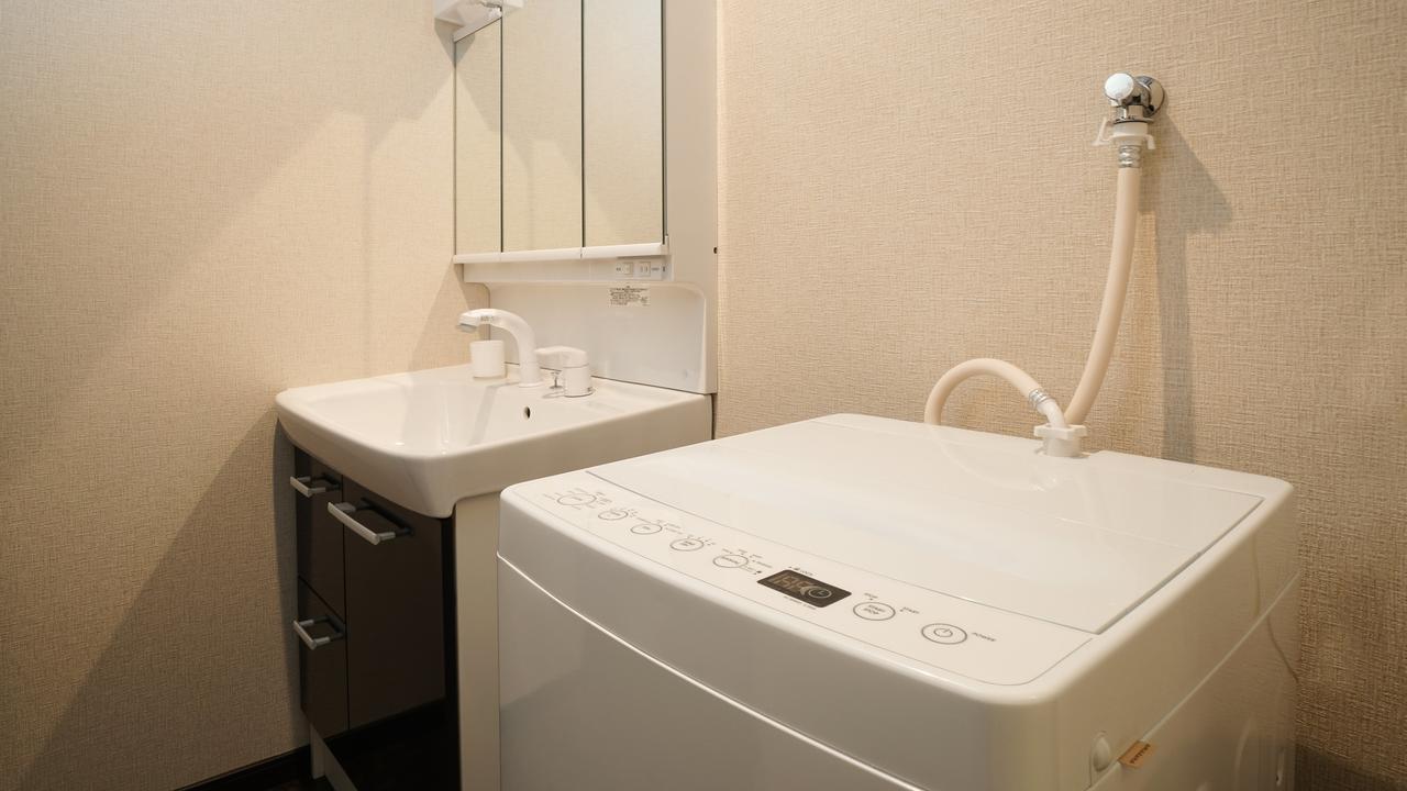 カモンイン 相深1 Apartment